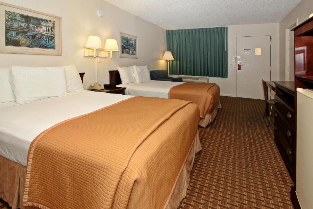 Standard Room with Two Double Beds - Non-Smoking